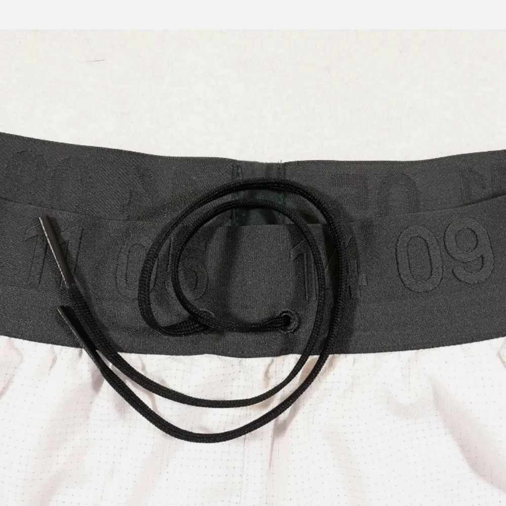 Nike 14 09 11 05 Running Shorts Lined Womens Medium White Gray XXL
